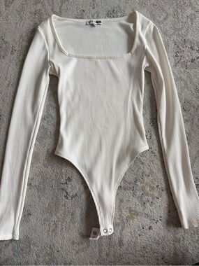 Fashion Nova Cream Ribbed Long-Sleeve Square Neck Bodysuit